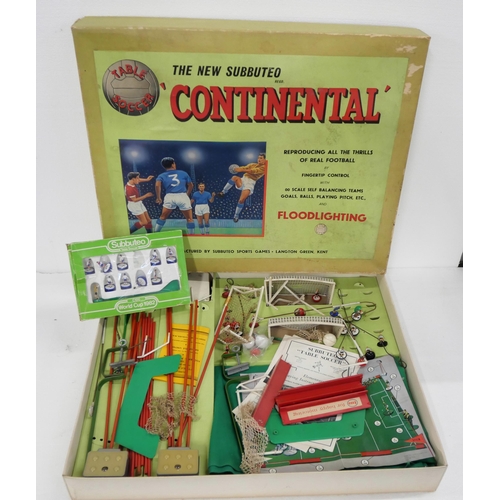 2176 - A Subbuteo Continental set and World Cup 1982 England players pack