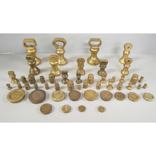 2209 - Various sets of brass weights including 16 bell weights