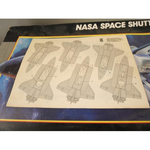 2223 - A Nasa Space Shuttle kit by Monogram, contents unchecked