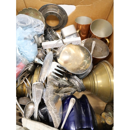 2260 - A large collection of silver plated items to include cutlery, lidded pots, jugs, two oil lamps and o... 