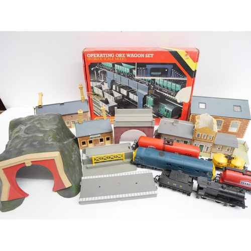 2265 - A collection of model railway buildings, a Tri-ang castle, etc. **PLEASE NOTE THIS LOT IS NOT ELIGIB... 