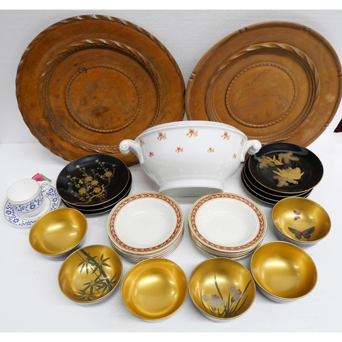 2270 - A collection of oriental paper mache plates and bowls with gilt detailing together with a Crown Derb... 