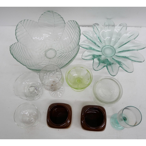 2274 - Three boxes of glassware including wine glasses, vases and bowls, etc. **PLEASE NOTE THIS LOT IS NOT... 