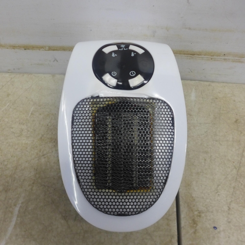 5135 - 8 boxed, portable heaters, 500W