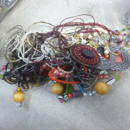 5137 - 2 bags of costume jewellery