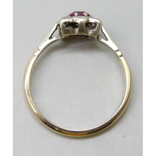 7031 - A 9ct gold, ruby and white spinel ring, 1.7g, K