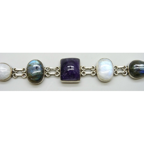 7051D - A silver bracelet set with labradorite, moonstone and amethyst, 43g, 19.5cm