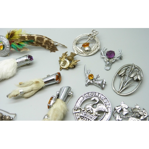 7130 - A collection of Scottish style costume jewellery