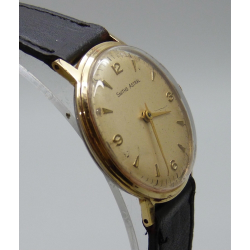 7164 - A gentleman's Smiths Astral wristwatch, 33mm including crown