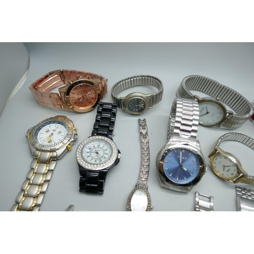 7176 - A collection of wristwatches