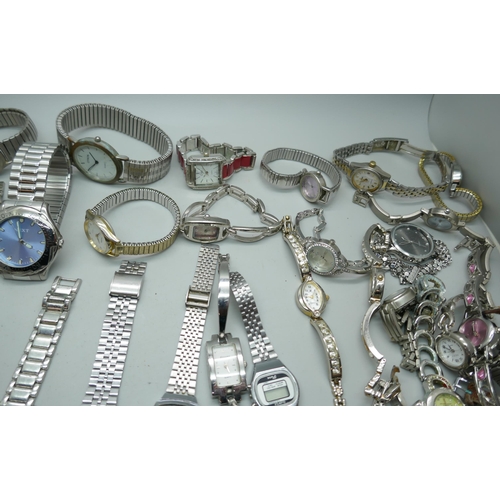 7176 - A collection of wristwatches