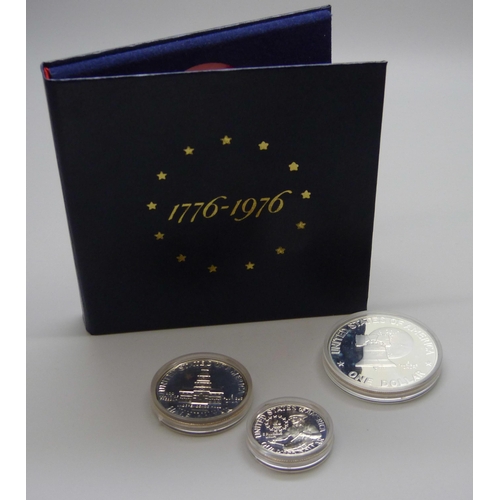 7189 - Coins; U.S.A 1976 Bicentennial Proof Set (dollar, ½ dollar, ¼ dollar)