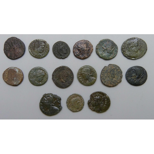 7196 - A collection of lower denomination Roman Coins (15 coins)