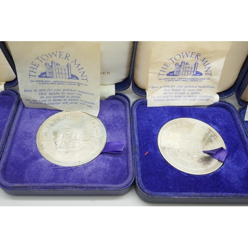 7228 - A set of five Tower Mint 1978-82 medallions, boxed, a silver proof Pobjoy mint Queen Mother Crown, 3... 