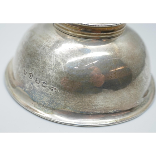 7233 - A Georgian silver wine funnel, London 1809, 65g