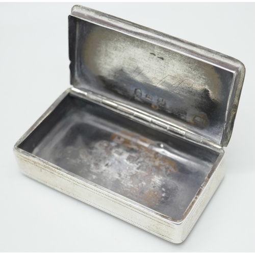 7246 - A Georgian silver snuff box inscribed 'Francis Bell', NJ, Birmingham 1825, 27g, 5.8 x 3.1cm