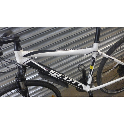 5169 - A Scott Sportster 50 front suspension hard-tail mountain bike with aluminium frame and hydraulic dis... 