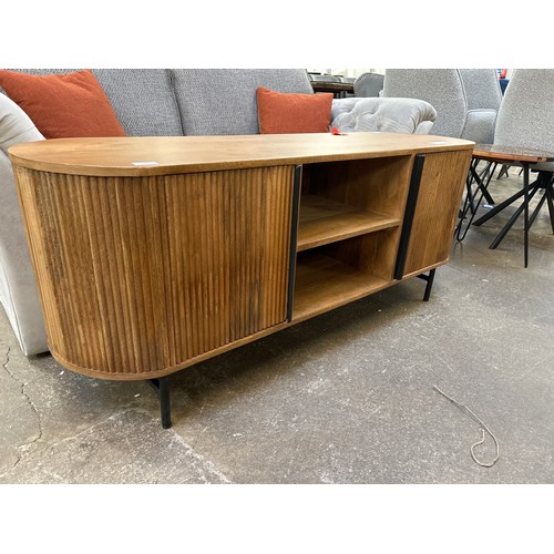 3085 - A Zen TV cabinet  *This lot is subject to Vat