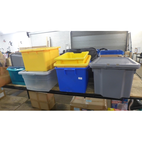 5305 - A quantity of assorted plastic storage boxes