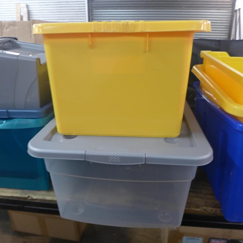 5305 - A quantity of assorted plastic storage boxes