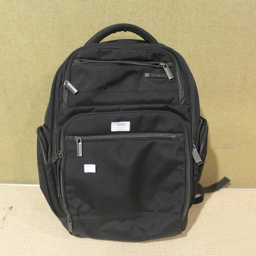 6047 - Samsonite Modern Utility Backpack   (347-127) *This lot is subject to Vat