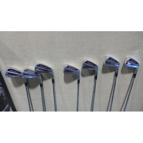 6069 - Kirkland Signature Right Handed 7pc Iron Set , Original RRP £399.99 + Vat (347-364) *This lot is sub... 