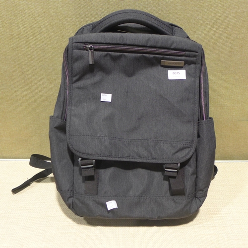 6075 - Samsonite Modern Utility Backpack   (347-129) *This lot is subject to Vat