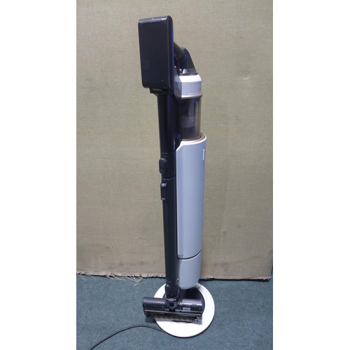 6099 - Samsung Bespoke Stick Vacuum Cleaner and caddy, Original RRP £499.99 + Vat (347-440) *This lot is su... 