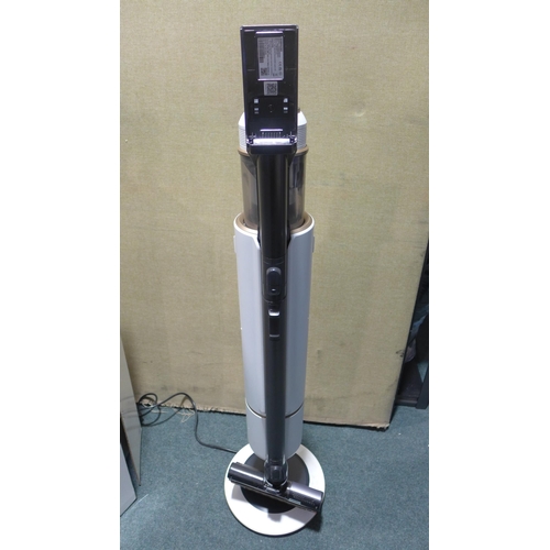 6101 - Samsung Bespoke Stick Vacuum Cleaner and caddy, Original RRP £499.99 + Vat (347-532) *This lot is su... 