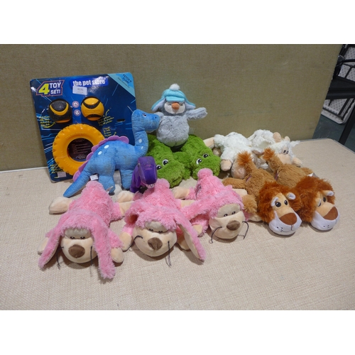 6131 - Quantity Of Dog Toys (347-351) *This lot is subject to Vat