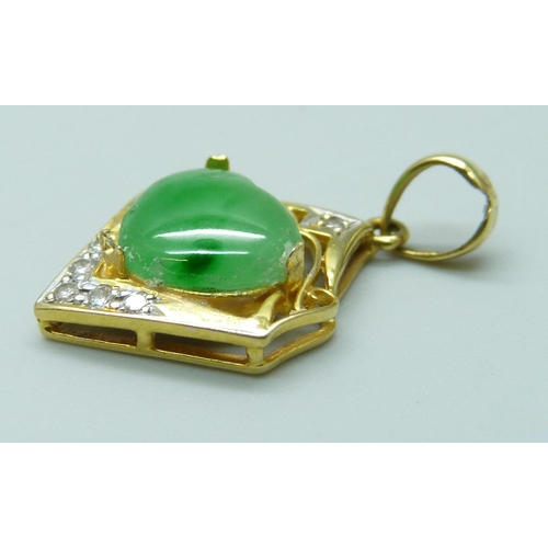 7051 - A yellow metal set heart shaped jade and diamond pendant, stamped 850 to the bale, 3.5g, 2.5cm inclu... 