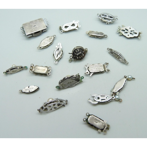 7129 - A collection of silver clasps, 28g