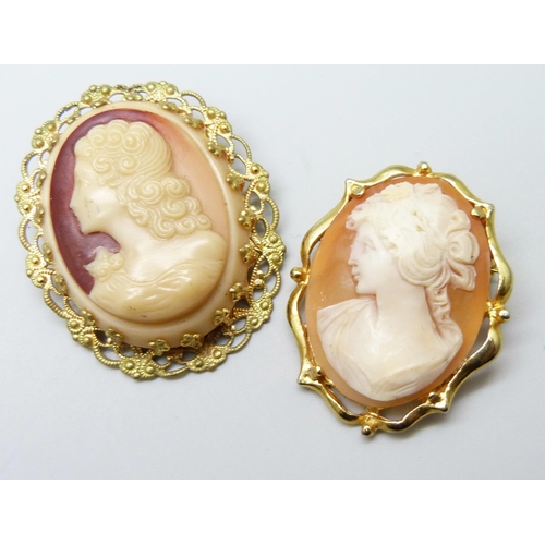 7142 - Cameo brooches including one hallmarked silver and a white metal example, loose cameos and rings