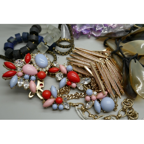 7161 - Nine statement necklaces including designer