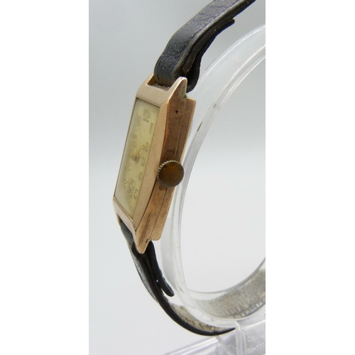 7191 - An Art Deco 9ct gold cased wristwatch, Edinburgh 1934, 23mm including crown