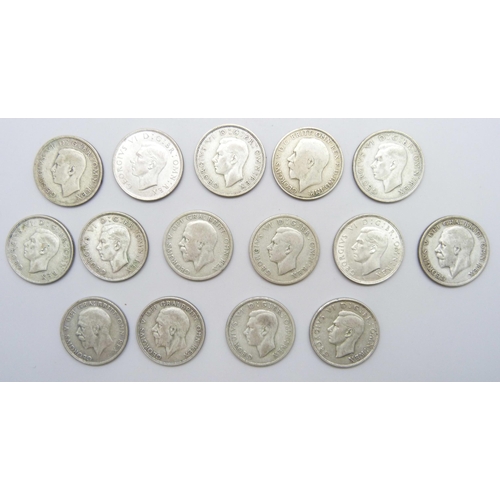 7207 - Coins - A collection of half silver florins/two shillings, all pre 1947, all VF or better, 167g