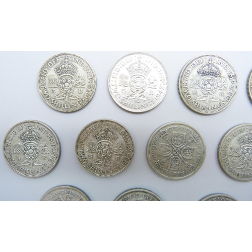 7207 - Coins - A collection of half silver florins/two shillings, all pre 1947, all VF or better, 167g