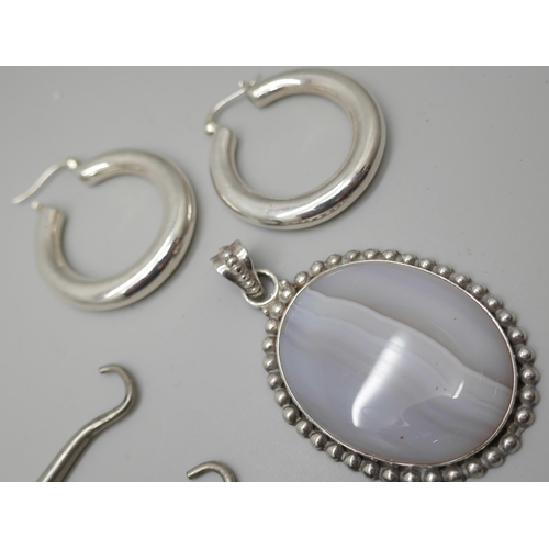 7248 - Silver handled button hooks, silver earrings and a silver stone set pendant