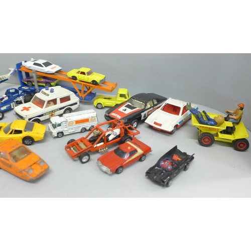 2079 - A collection of Dinky and Corgi model vehicles