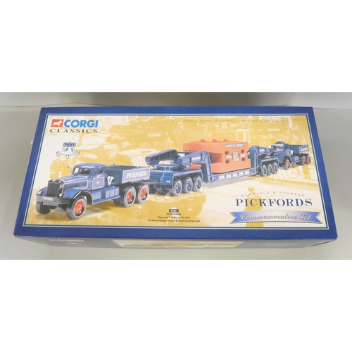 2118 - A Corgi Classics 55201 Pickfords model vehicle set, Limited Edition Commemorative set, boxed