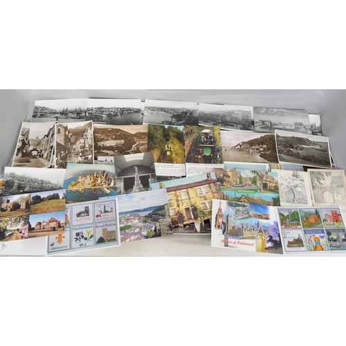 2126 - A large collection of postcards