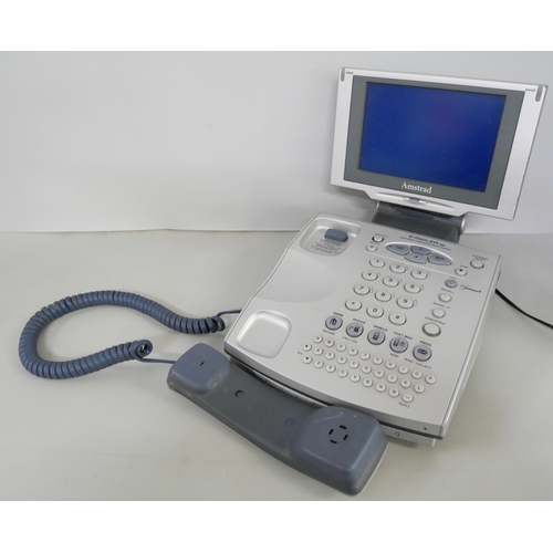 2142 - A vintage Amstrad personal communication centre emailer plus telephone. Model number EM2001-UK.