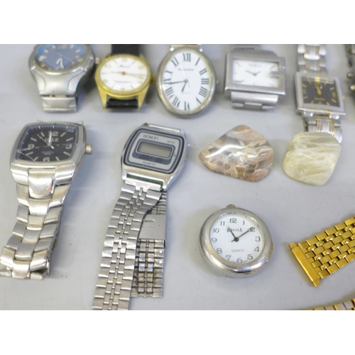 2183 - A collection of wristwatches