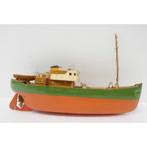 2260 - A collection of six model boats, one with remote, appear incomplete, work in progress **PLEASE NOTE ... 