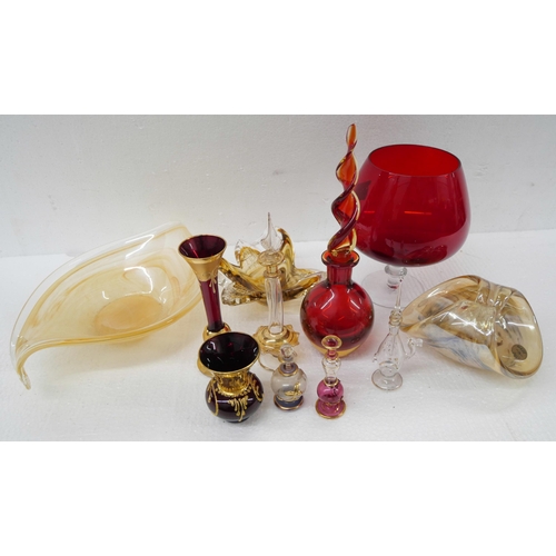 2281 - A collection of mixed coloured glasses **PLEASE NOTE THIS LOT IS NOT ELIGIBLE FOR IN-HOUSE POSTING A... 