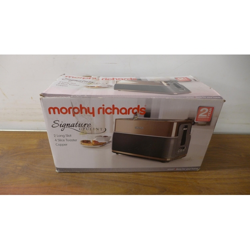 5121 - A boxed JVC RD-D222B CD FM Boombox and a boxed Morphy Richards 4 slice/2 long slot toaster