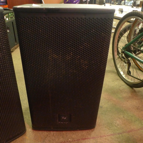 5124 - A pair of EV PA speakers