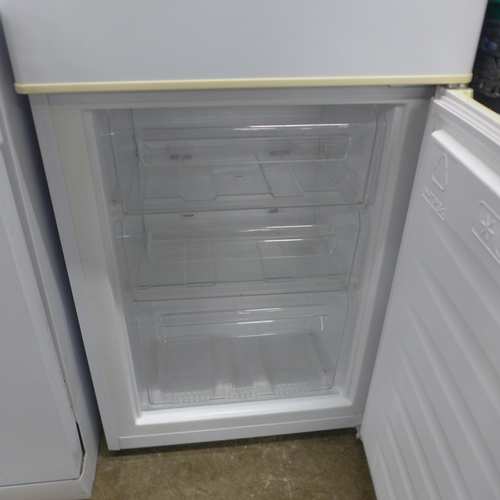 5141 - A Frigidaire model FC55174FF Frost Free free standing fridge freezer