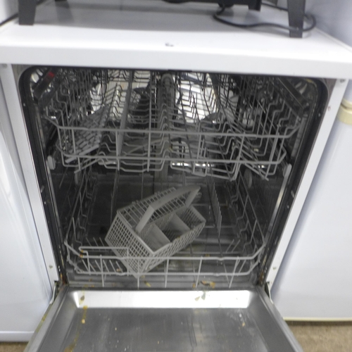 5142 - A Currys Essentials CDW60W20 under counter dishwasher