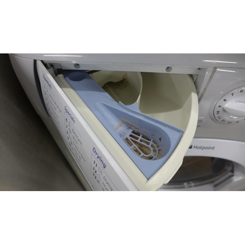 5144 - A Hotpoint WDL540 Aquarius 7kg washer dryer